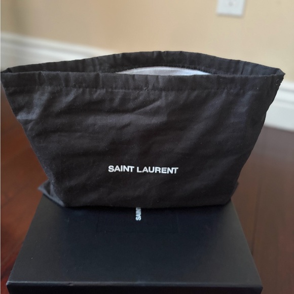 Yves Saint Laurent YSL Kate Medium Tan/Brown bag with Gold Hardware and Tassle - Picture 11 of 13